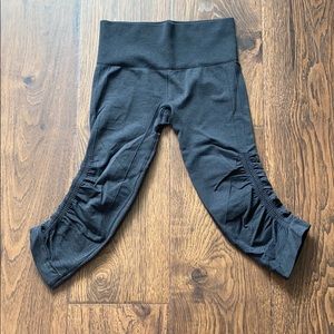 Lululemon Awakening Crop